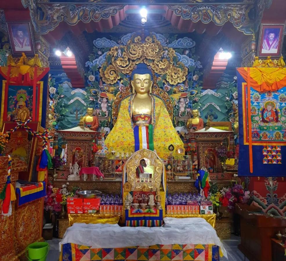 Nilam Guest House Bodh Gaya Buitenkant foto