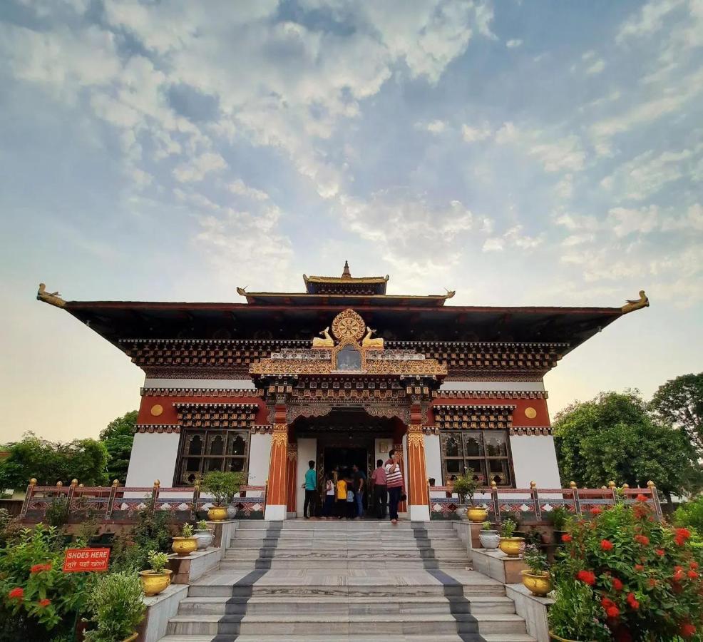 Nilam Guest House Bodh Gaya Buitenkant foto